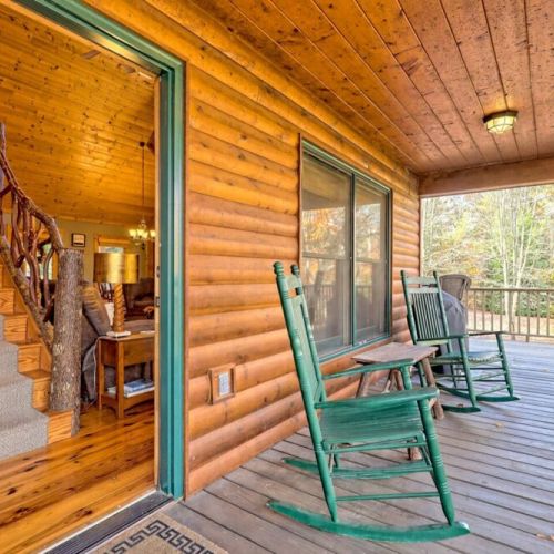 Main floor porch with stairs upon entry