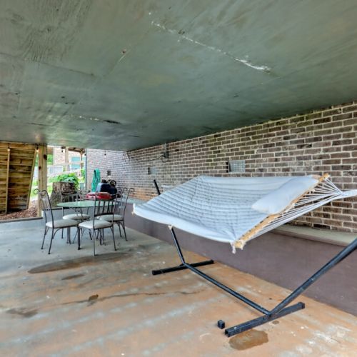 Hammock and seating for 4.