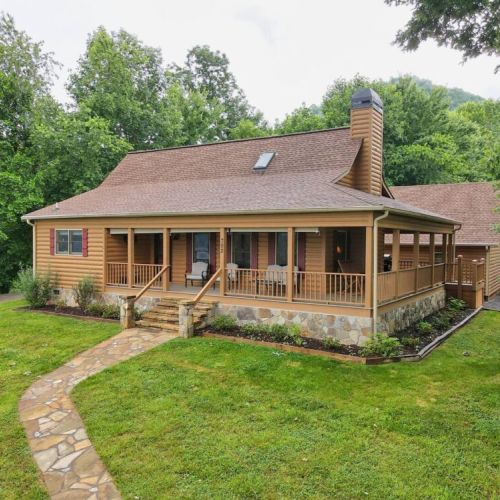 View of the front porch and what amazing views as you sit and enjoy the porch!