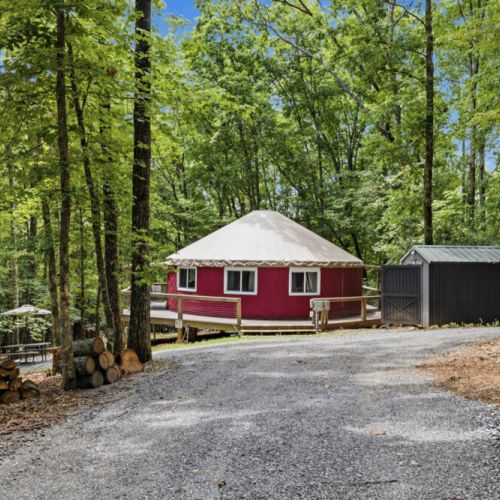 Yurt & shared laundry facilities.