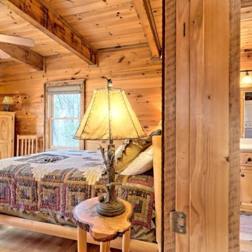 Master bedroom on 1st level