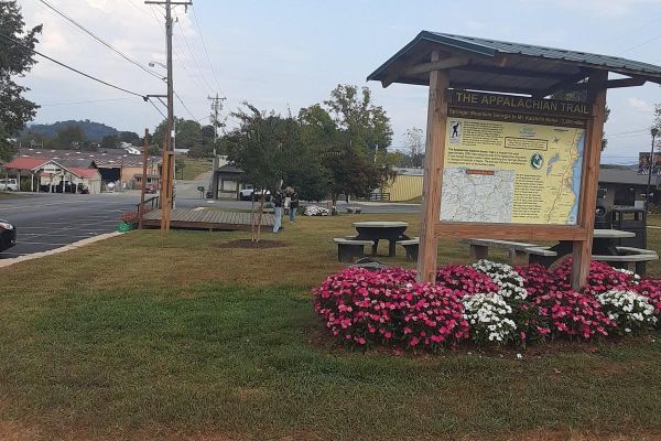Hiawassee Town Square