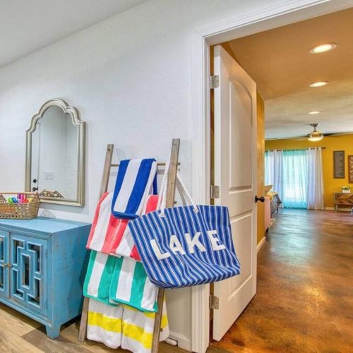 Hallway to bedrooms and laundry.