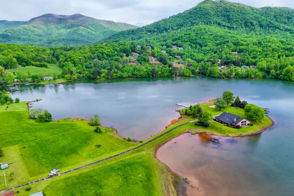 Lake Haven on Chatuge By Chatuge Home Concierge