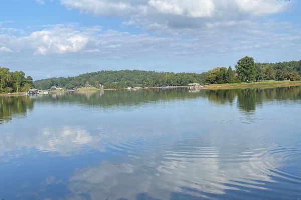 Lake chatuge beach