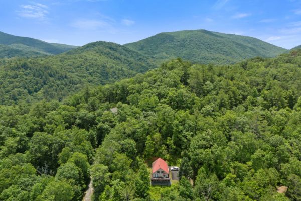 Timber Ridge Retreat by Chatuge Home Concierge