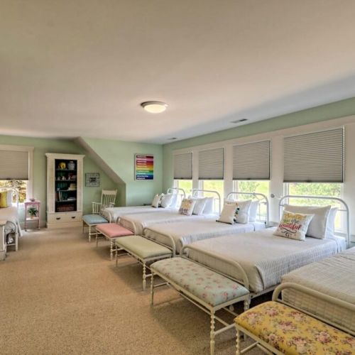 4th floor with ample sleeping quarters