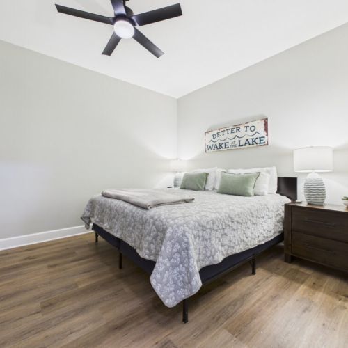 Bedroom 4 with King size bed