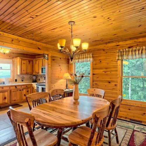 Dining / kitchen area