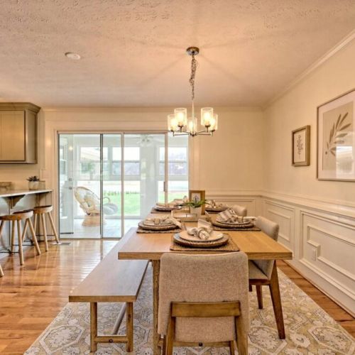 Lots of nice light in the open areas of the home