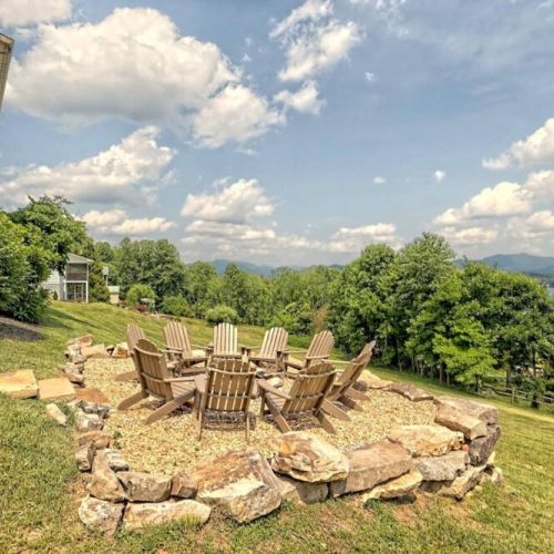 outdoor fire pit with seating for 9