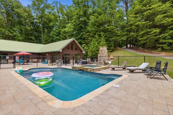 Sweet Caroline Retreat by Chatuge Home Concierge