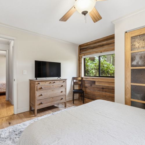 Queen bedroom.