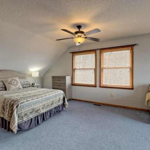 Look how spacious the bedroom is!