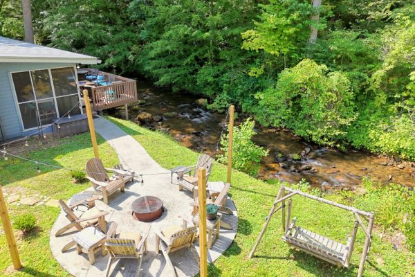 Creekside Chill By Chatuge Home Concierge