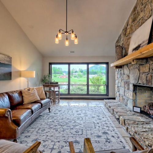 Sitting area.